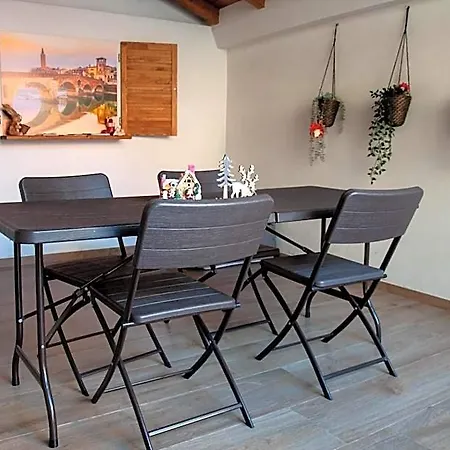 La Casa Di Ale Bed and Breakfast