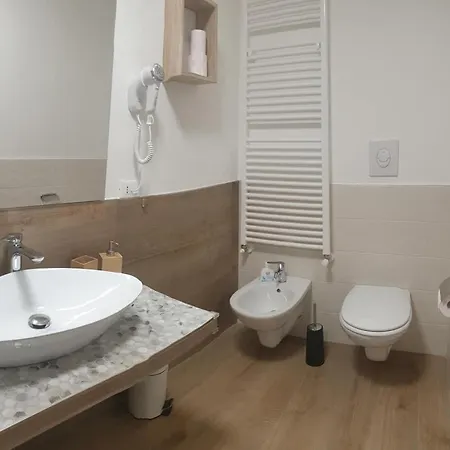 La Casa Di Ale 3*