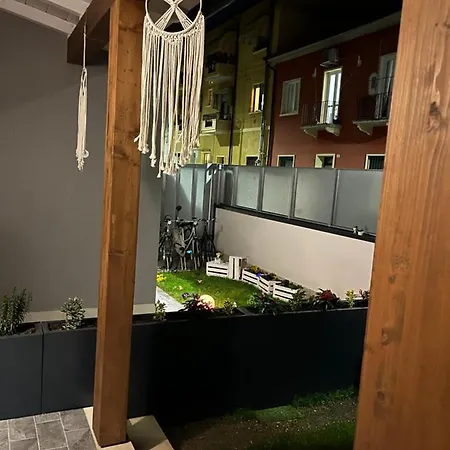 La Casa Di Ale Bed & Breakfast 3*