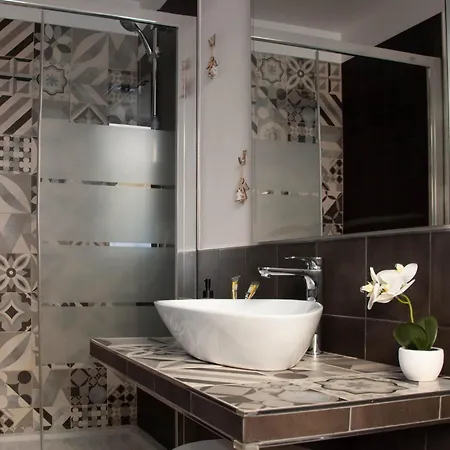 La Casa Di Ale Bed & Breakfast